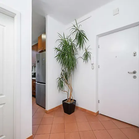 Apartmán By Lampaul With Garden Varšava